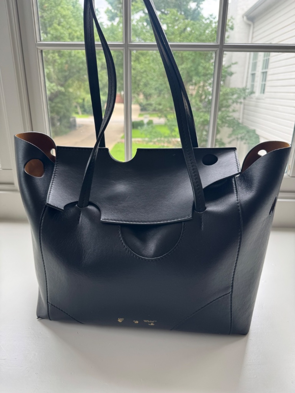 Off-White Burrow 32 Bag View 3